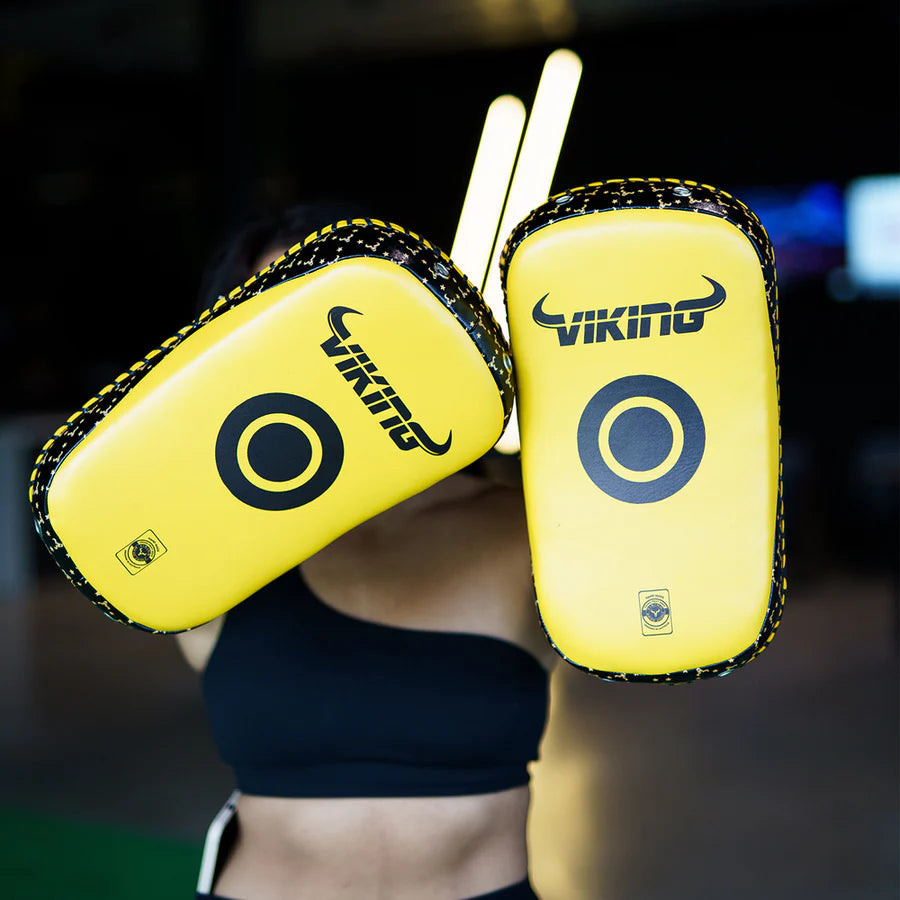 Viking Diablo Curved Pro Leather  Thai Pads (Heavy Duty)